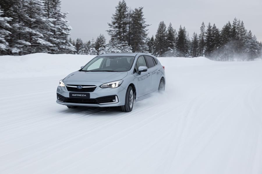  Subaru Impreza e-Boxer 5-Door 2020 года  (WW) (фото 2 из 24)